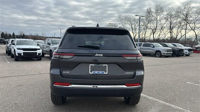 Thumbnail image of 2025 Jeep Grand Cherokee at Golling Chrysler Dodge Jeep Ram
