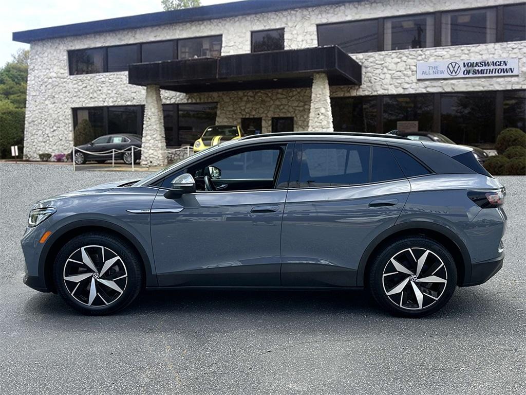 Thumbnail image of 2023 Volkswagen ID.4 at Smithtown Volkswagen