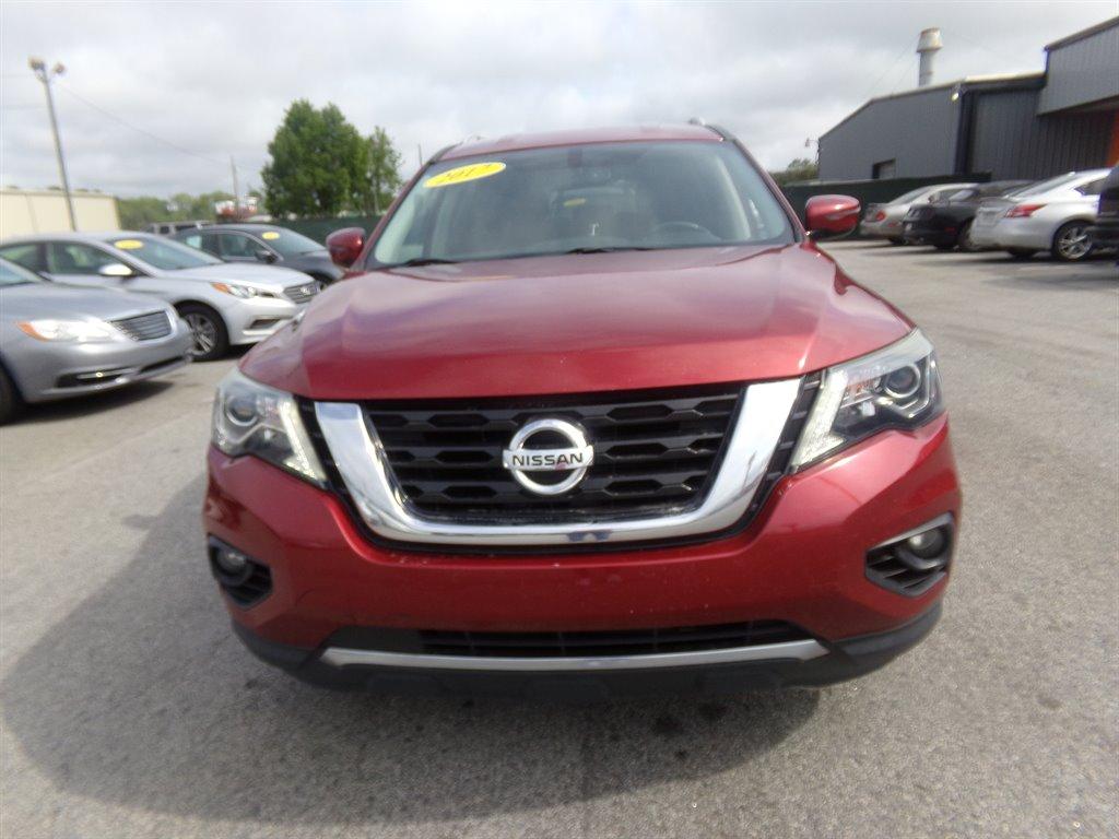 Thumbnail image of 2017 Nissan Pathfinder at David’s Auto Sales Waycross