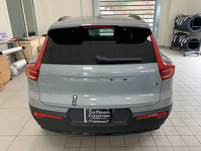 Thumbnail image of 2025 Volvo XC40 at Volvo of Danbury