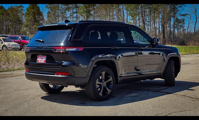 Thumbnail image of 2025 Jeep Grand Cherokee at Junction Auto Family