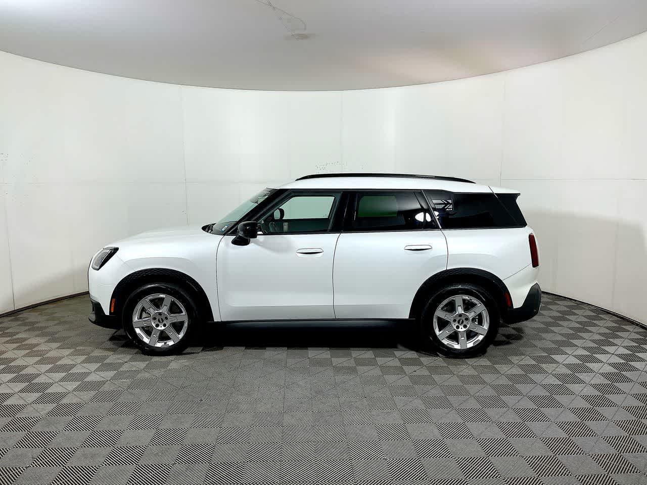 Thumbnail image of 2025 MINI Countryman at BMW Mini of Freeport