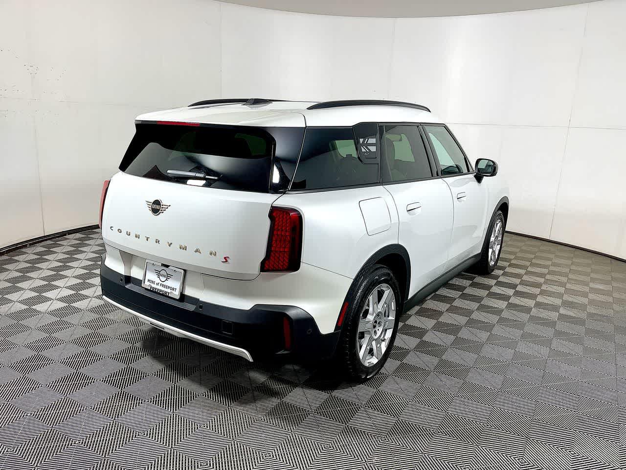Thumbnail image of 2025 MINI Countryman at BMW Mini of Freeport