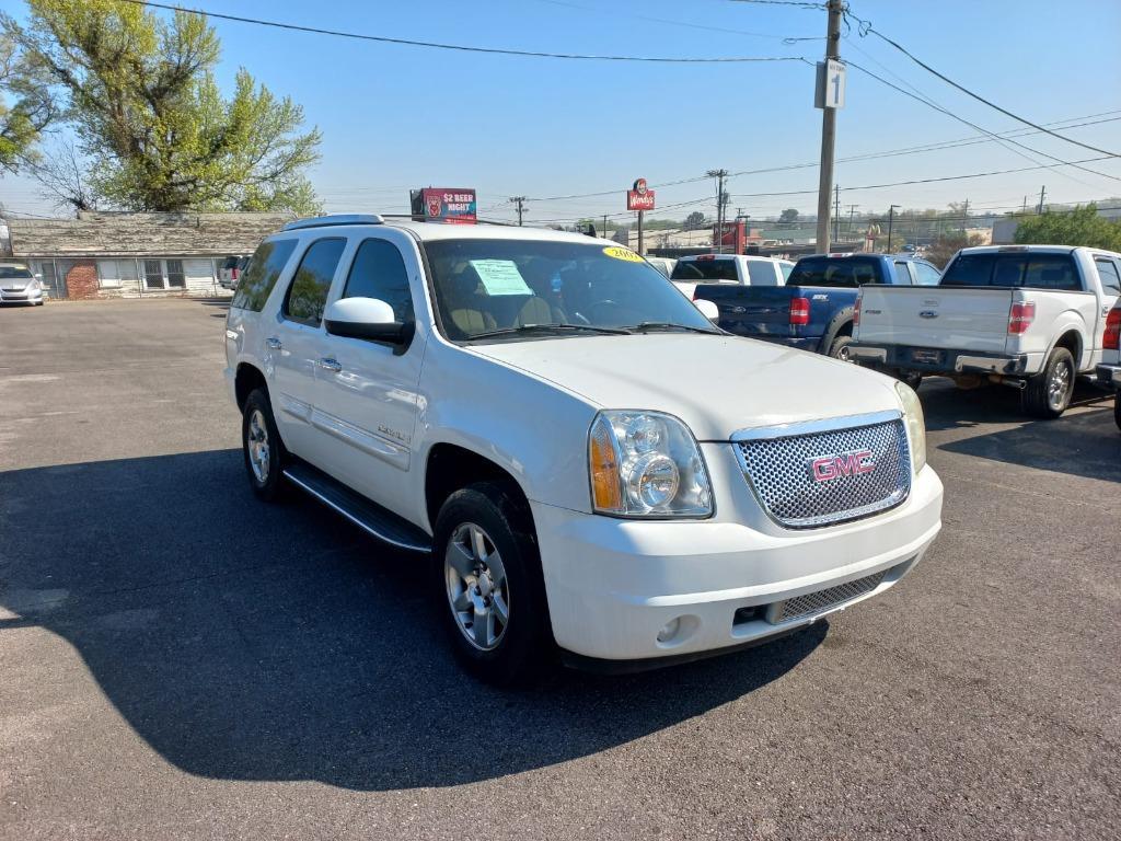 Thumbnail image of 2007 GMC Yukon at Exclusive Auto Center LLC