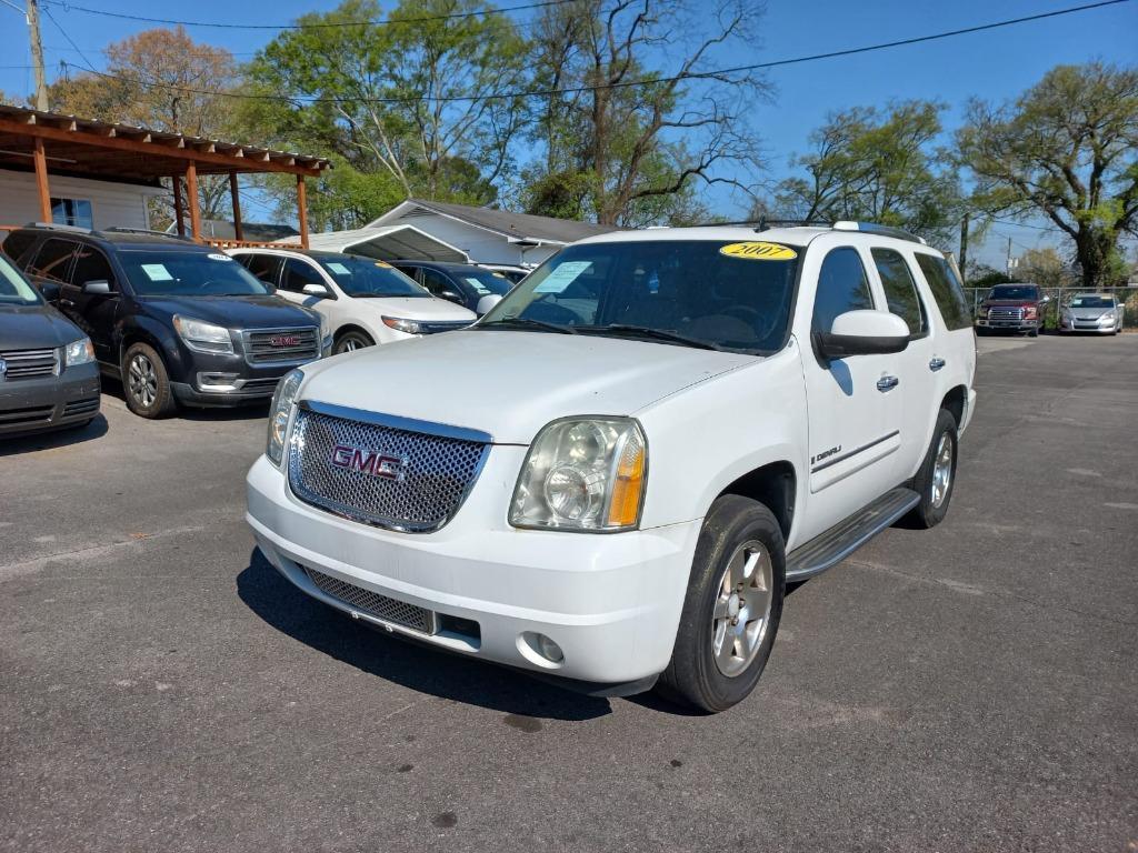 Thumbnail image of 2007 GMC Yukon at Exclusive Auto Center LLC