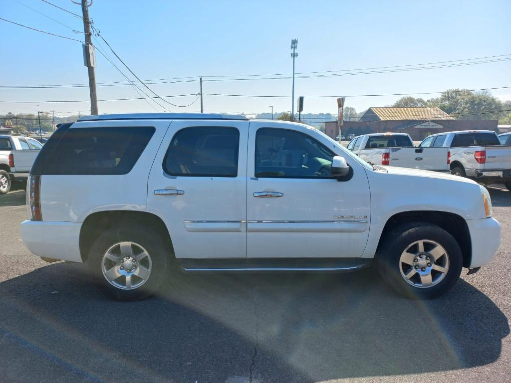 Thumbnail image of 2007 GMC Yukon at Exclusive Auto Center LLC