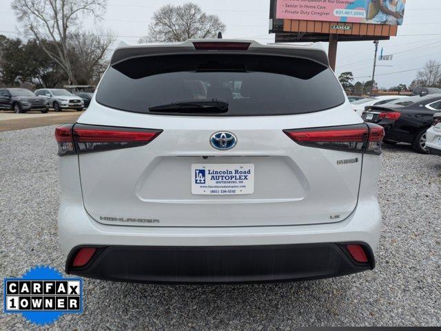 Thumbnail image of 2022 Toyota Highlander Hybrid at Lincoln Road Autoplex