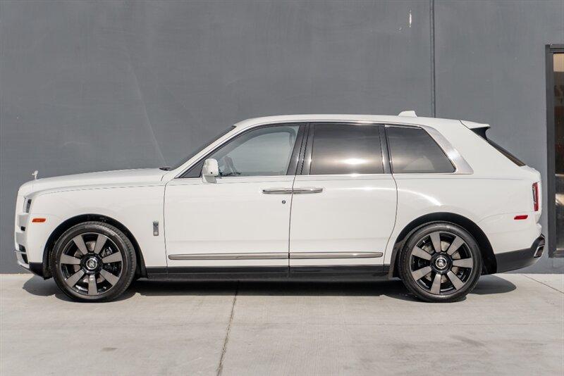 Thumbnail image of 2022 Rolls-Royce Cullinan at Exotic Car Factory