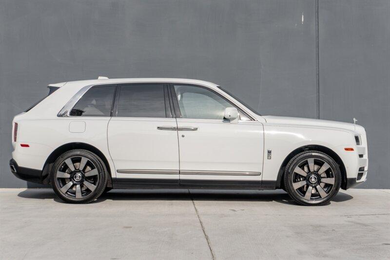 Thumbnail image of 2022 Rolls-Royce Cullinan at Exotic Car Factory