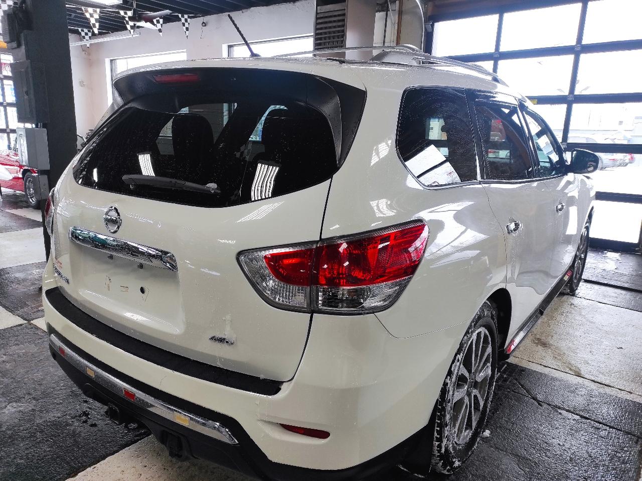Thumbnail image of 2015 Nissan Pathfinder at Riverfront Auto Sales
