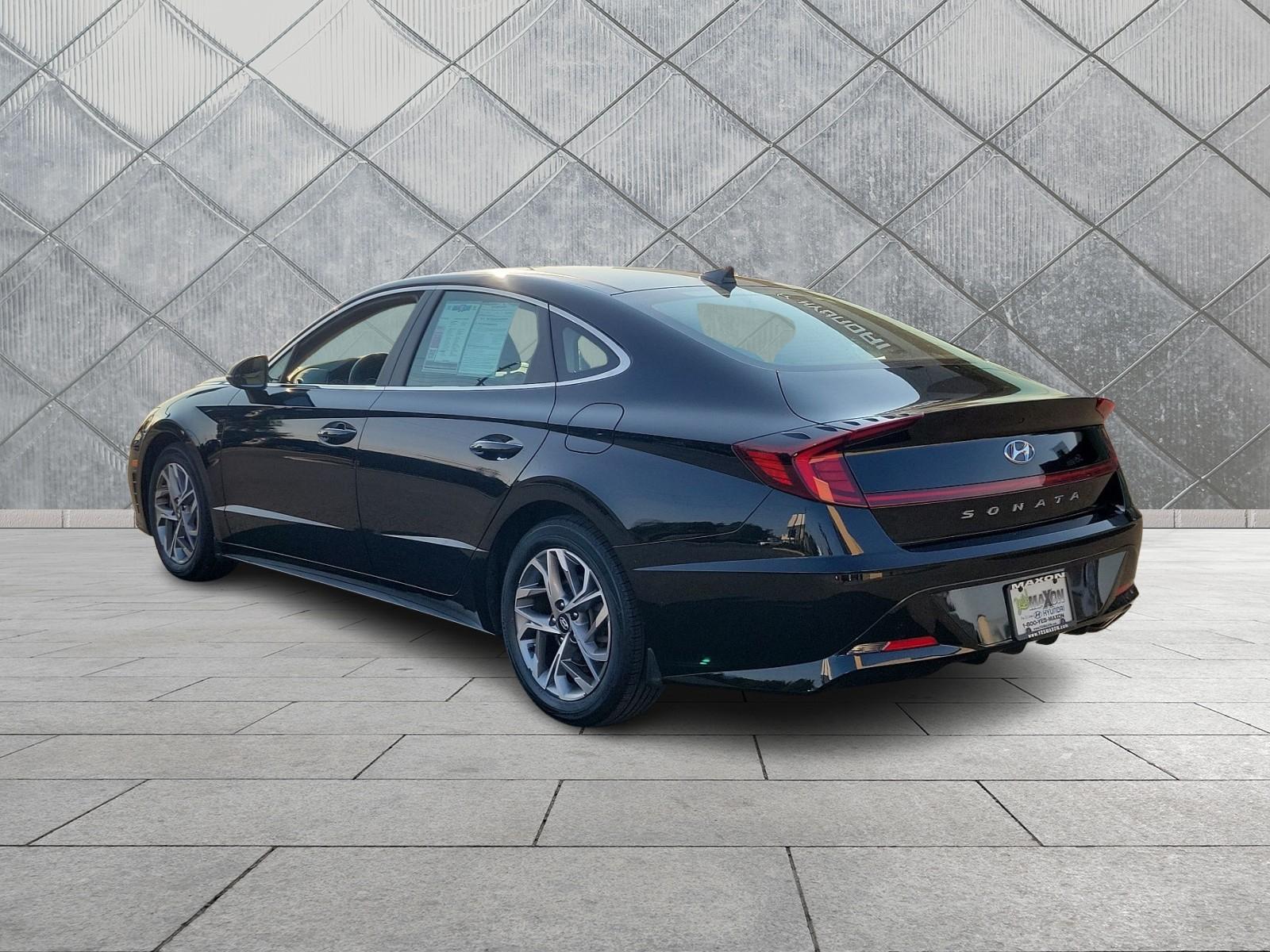 Thumbnail image of 2021 Hyundai SONATA at Maxon Hyundai Inc.