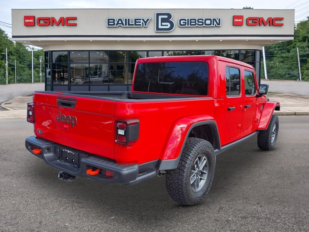 Thumbnail image of 2024 Jeep Gladiator at Bailey Gibson Buick Gmc