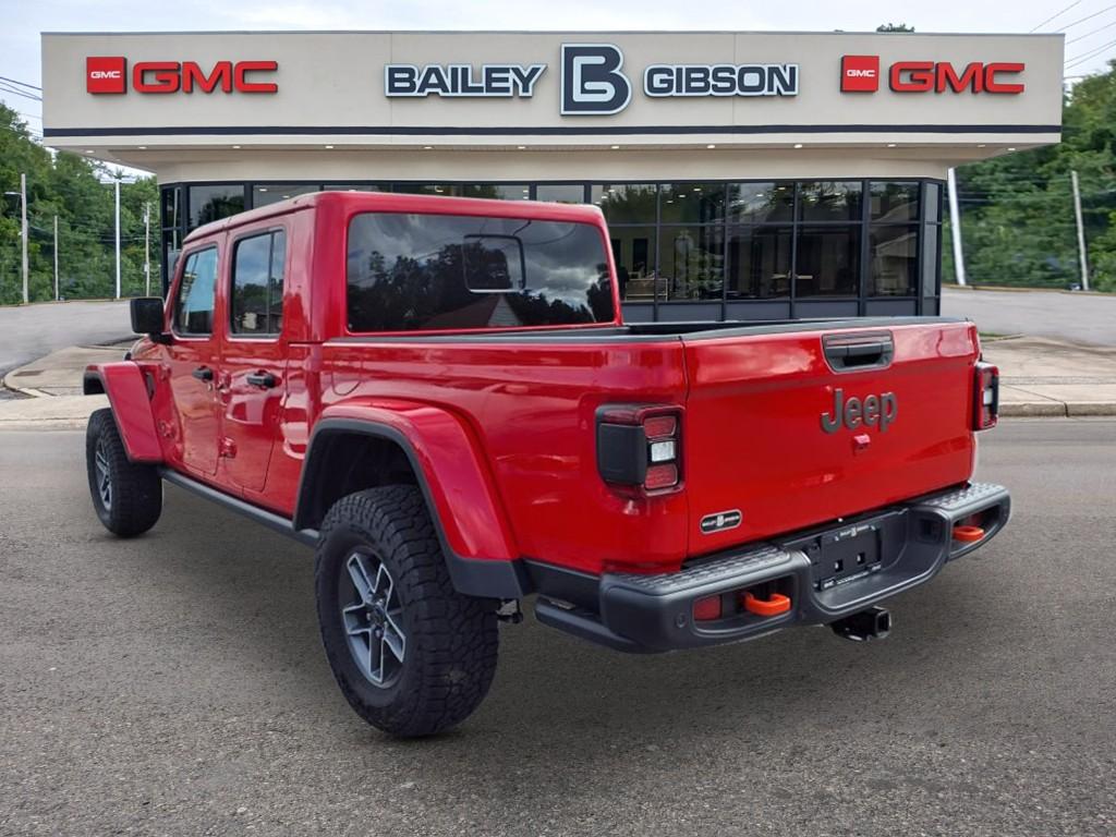 Thumbnail image of 2024 Jeep Gladiator at Bailey Gibson Buick Gmc