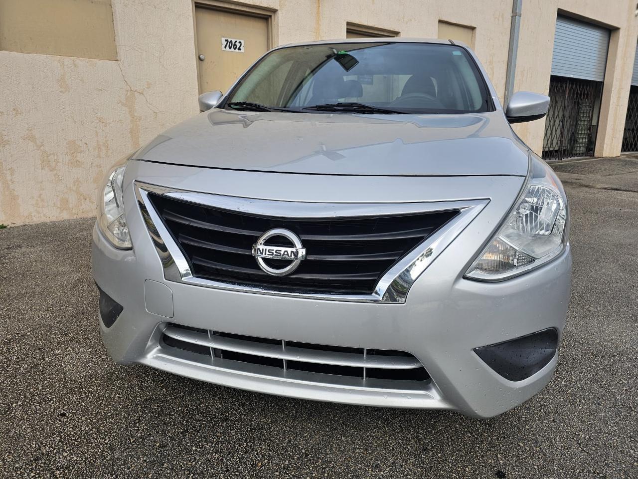 Thumbnail image of 2018 Nissan Versa at Selective Motor Cars