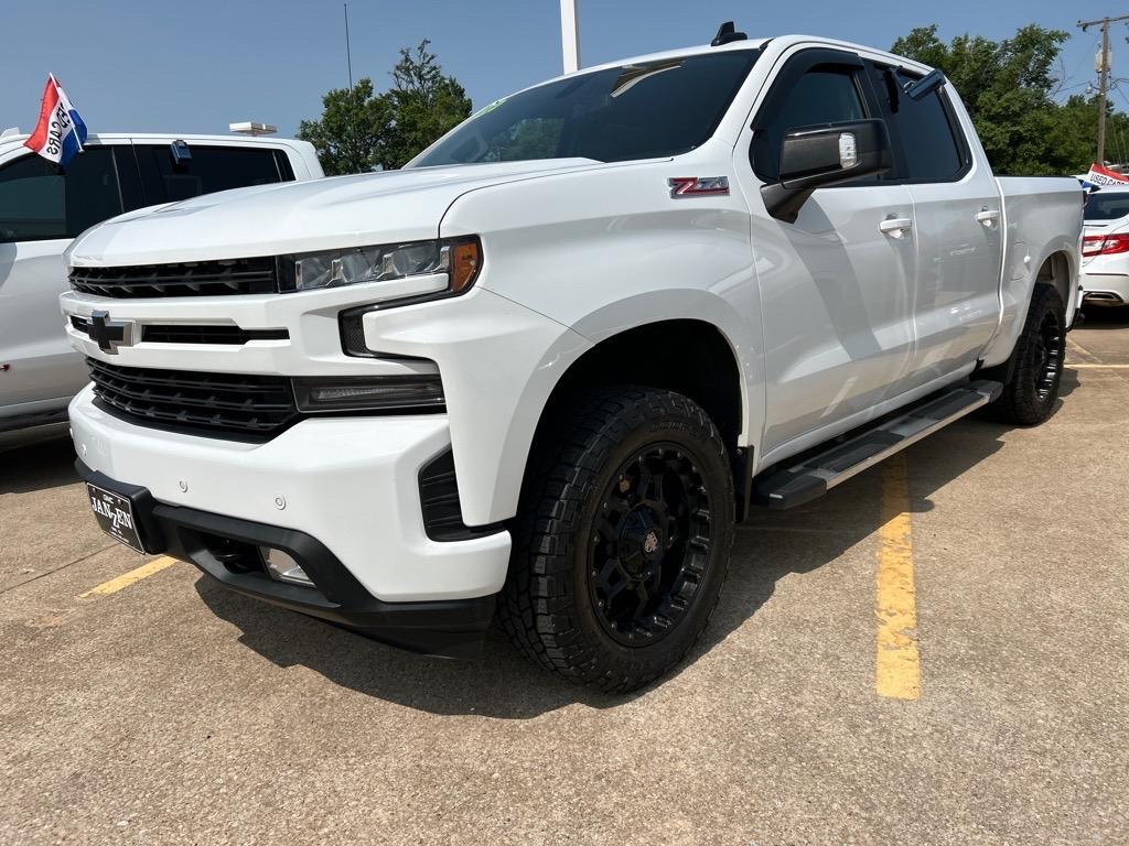 Thumbnail image of 2020 Chevrolet Silverado 1500 at Janzen Gmc