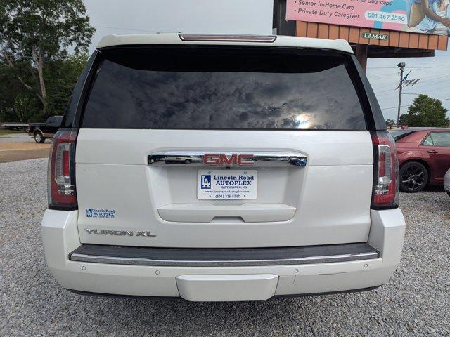 Thumbnail image of 2018 GMC Yukon XL at Lincoln Road Autoplex
