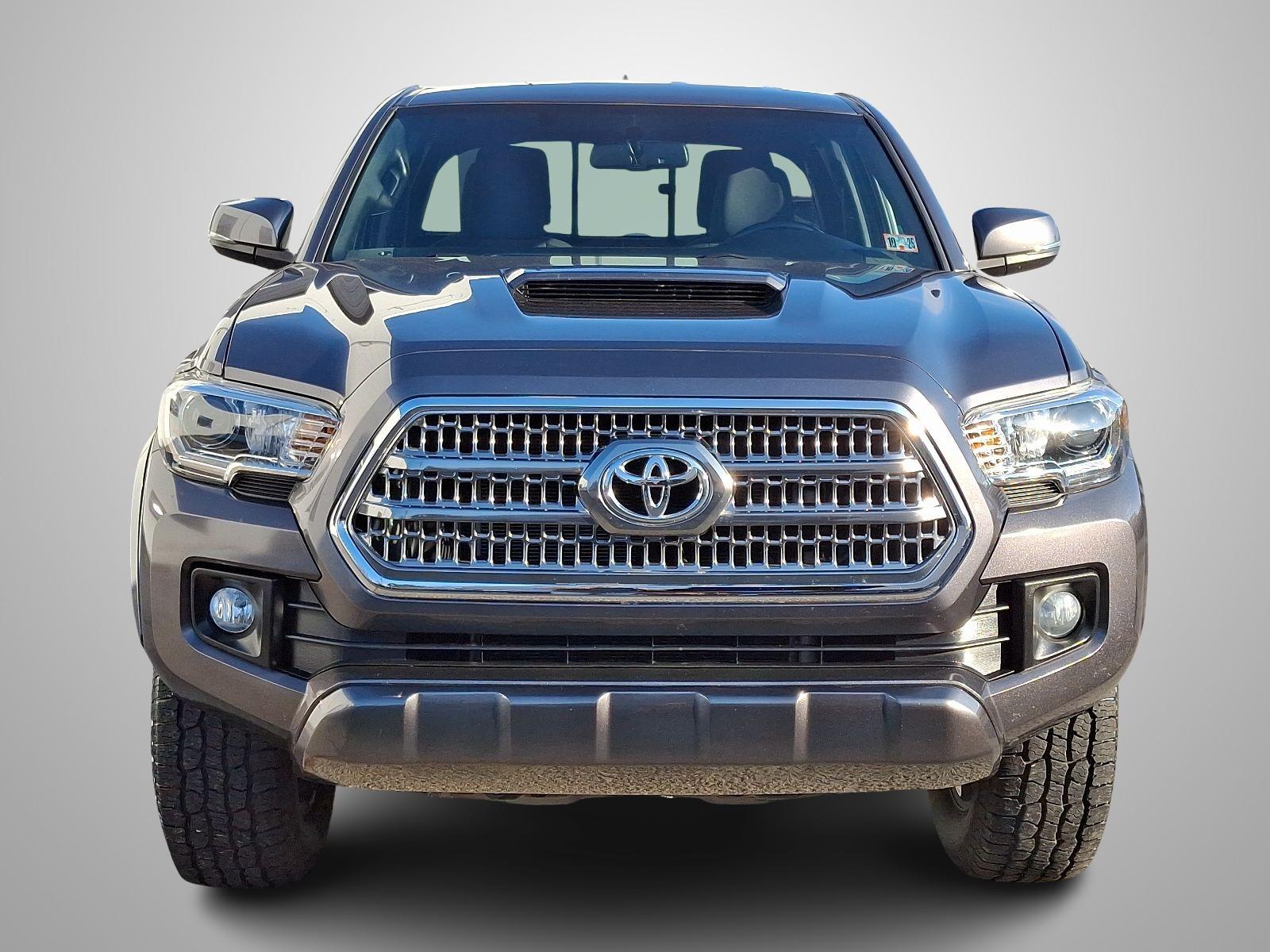 Thumbnail image of 2016 Toyota Tacoma at Vito Rinaldi Chevrolet
