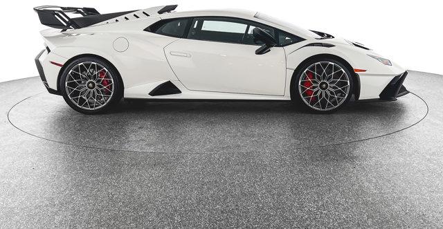 Thumbnail image of 2021 Lamborghini Huracan at BellevueBentley of Bellevue, WA