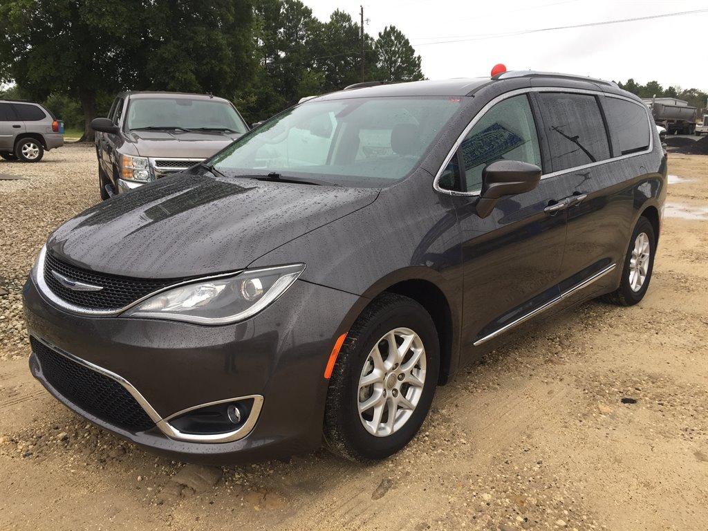 Thumbnail image of 2020 Chrysler Pacifica at Pierce County Auto