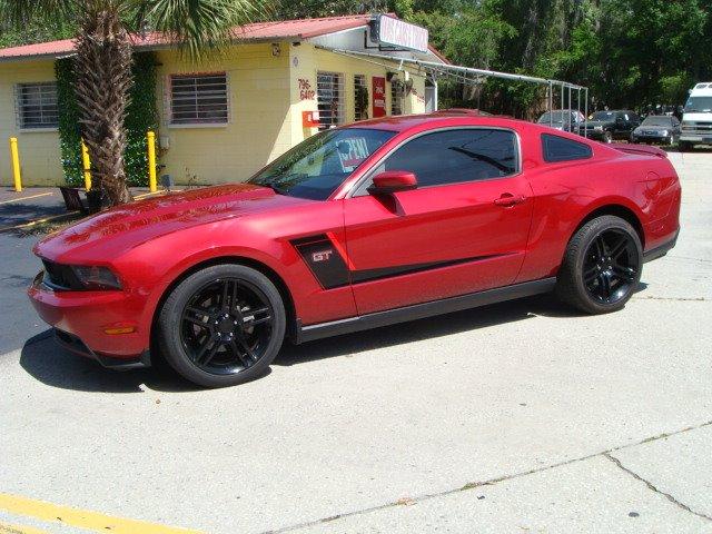 Thumbnail image of 2010 Ford Mustang at Vans Cars and Trucks