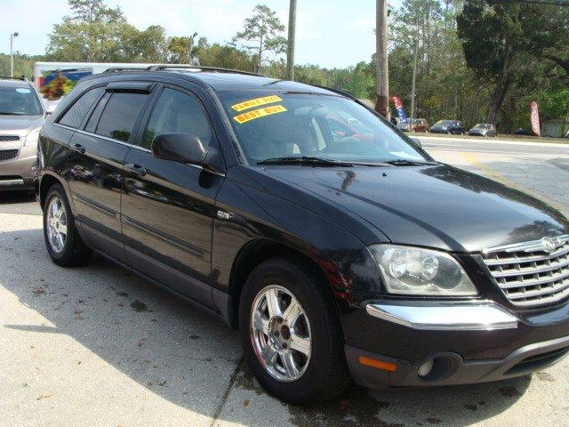 Thumbnail image of 2006 Chrysler Pacifica at Vans Cars and Trucks