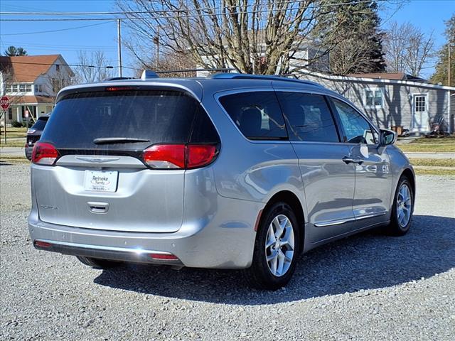 Thumbnail image of 2018 Chrysler Pacifica at Reineke Chrysler Dodge Jeep Ram