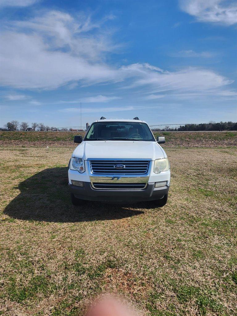 Thumbnail image of 2006 Ford Explorer at Trading Waynes