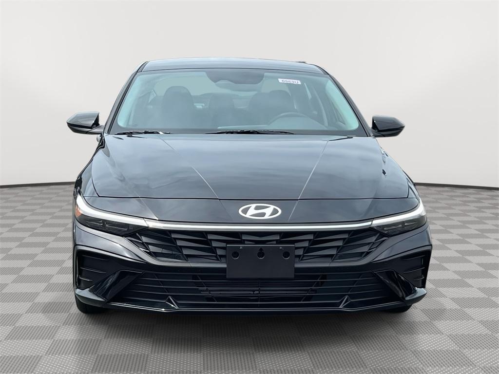 Thumbnail image of 2025 Hyundai ELANTRA at Empire Mazda of Huntington