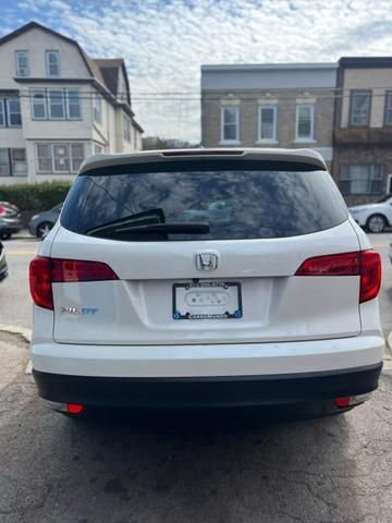 Thumbnail image of 2016 Honda Pilot at Carromundo LLC