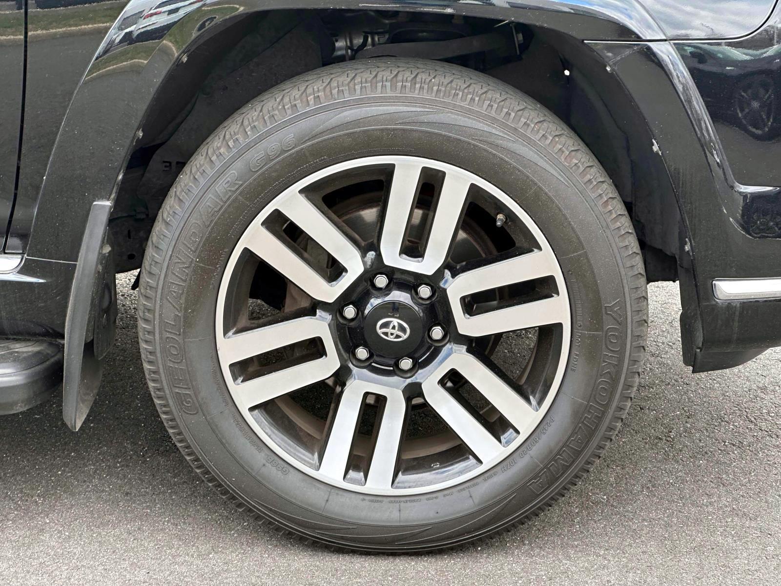 Thumbnail image of 2018 Toyota 4Runner at Acura of Valley Stream