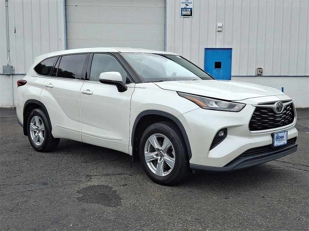 Thumbnail image of 2020 Toyota Highlander at Honda Of Toms River