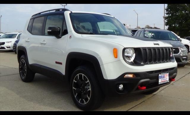 Thumbnail image of 2023 Jeep Renegade at John Morlan Chrysler Preowned