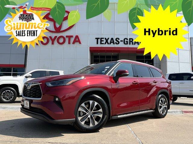 Thumbnail image of 2022 Toyota Highlander Hybrid at Texas Toyota of Grapevine