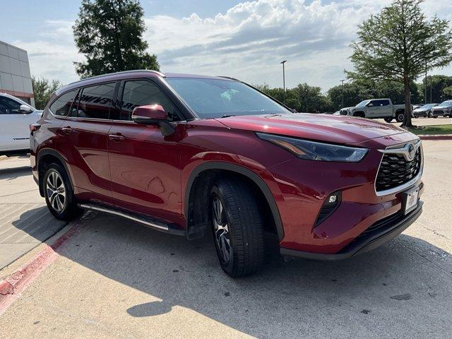 Thumbnail image of 2022 Toyota Highlander Hybrid at Texas Toyota of Grapevine