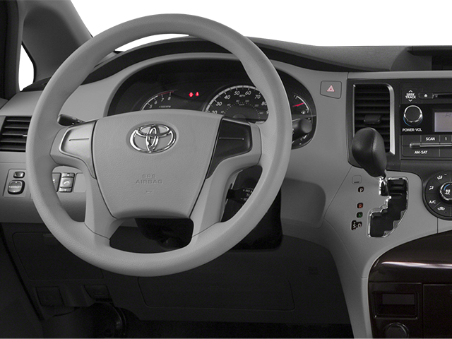 Thumbnail image of 2014 Toyota Sienna at Hamilton Honda