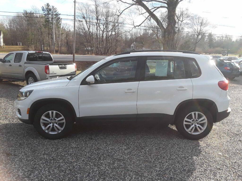 Thumbnail image of 2016 Volkswagen Tiguan at The Auto Barn