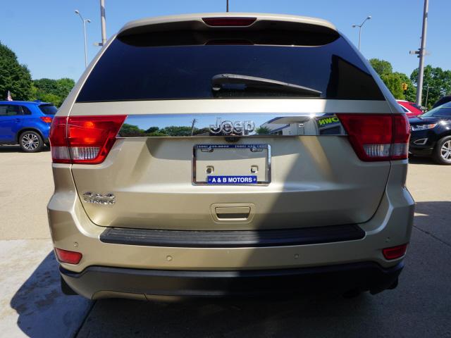 Thumbnail image of 2011 Jeep Grand Cherokee at A & B Motors