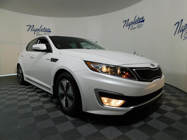 Thumbnail image of 2013 Kia Optima Hybrid at Napleton Northlake Kia