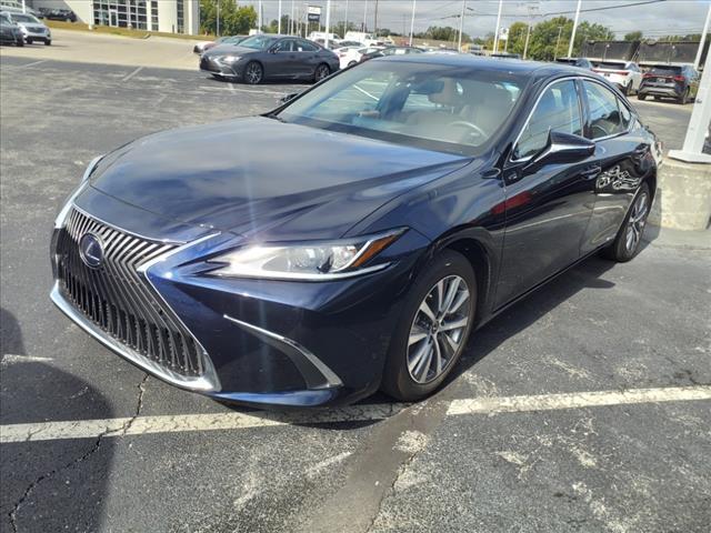 Thumbnail image of 2020 Lexus ES 300h at Lexus Of Toledo