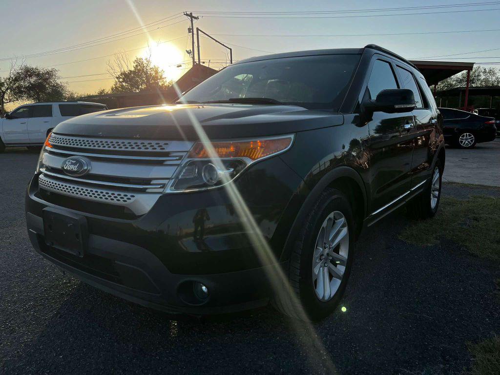 Thumbnail image of 2015 Ford Explorer at WALESTER AUTO SALES