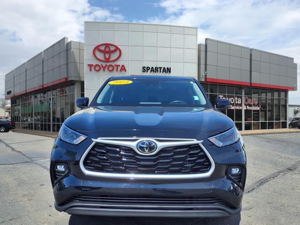 Thumbnail image of 2023 Toyota Highlander at Spartan Toyota