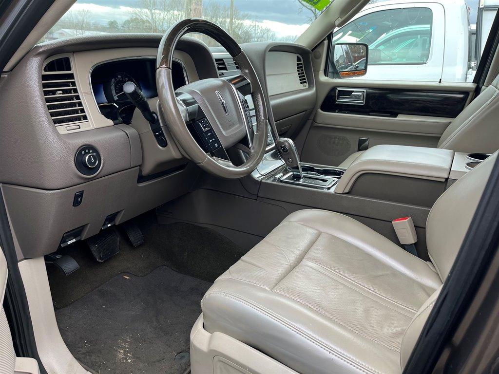 Thumbnail image of 2017 Lincoln Navigator at Truck Country Auto Sales