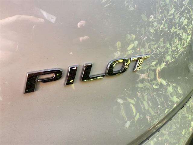Thumbnail image of 2018 Honda Pilot at Essential Ford