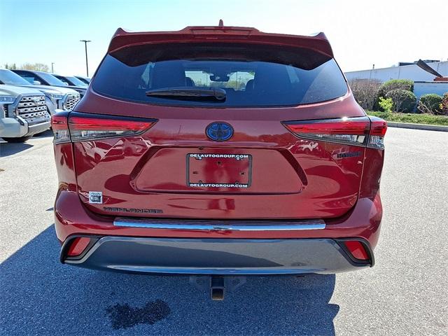 Thumbnail image of 2022 Toyota Highlander Hybrid at Del Toyota