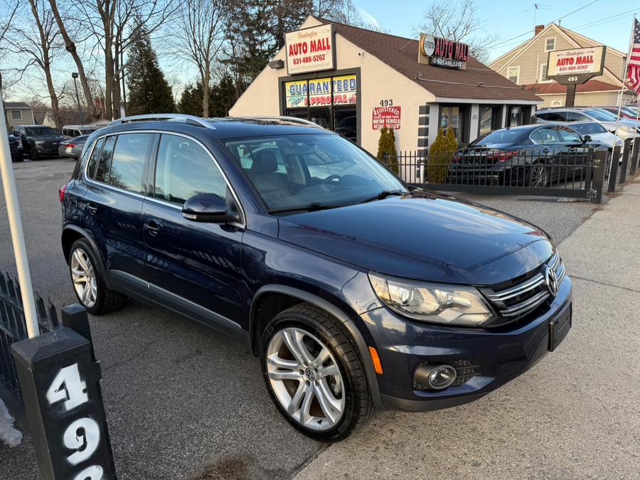 Thumbnail image of 2016 Volkswagen Tiguan at Huntington Auto Mall
