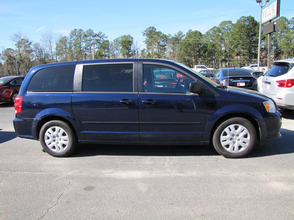 Thumbnail image of 2014 Dodge Grand Caravan at Bell's Auto Sales INC