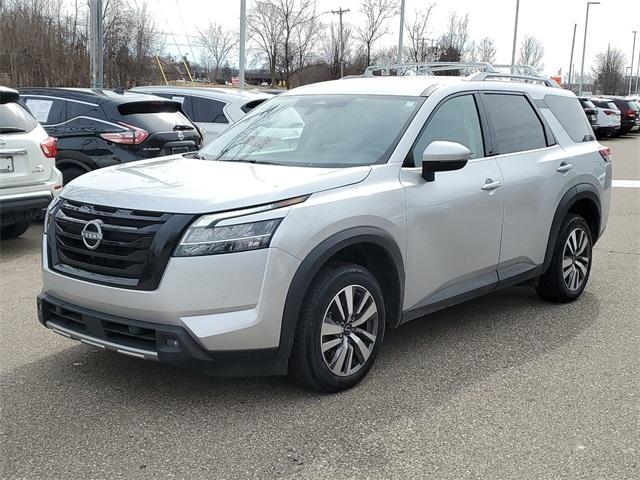 Thumbnail image of 2023 Nissan Pathfinder at Grand Blanc Nissan