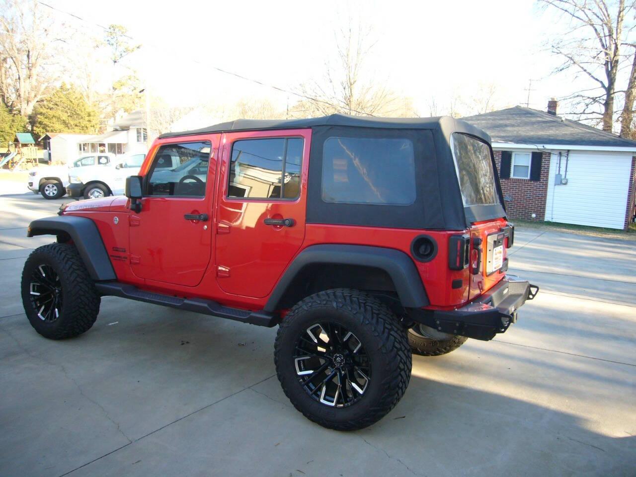 Thumbnail image of 2017 Jeep Wrangler Unlimited at Maxwellton Motors
