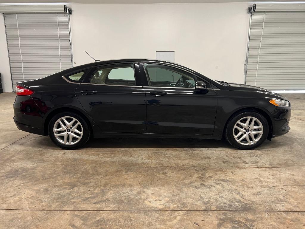 Thumbnail image of 2014 Ford Fusion at Daniel Auto Sales