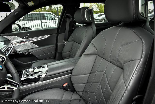 Thumbnail image of 2023 BMW 7 Series at PerilloDownersGrove of Downers Grove, IL